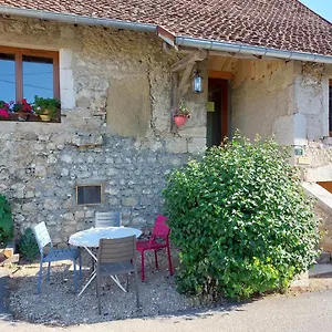 https://gite-11-personnes-avec-exterieur.hotels-rhonealpes.com